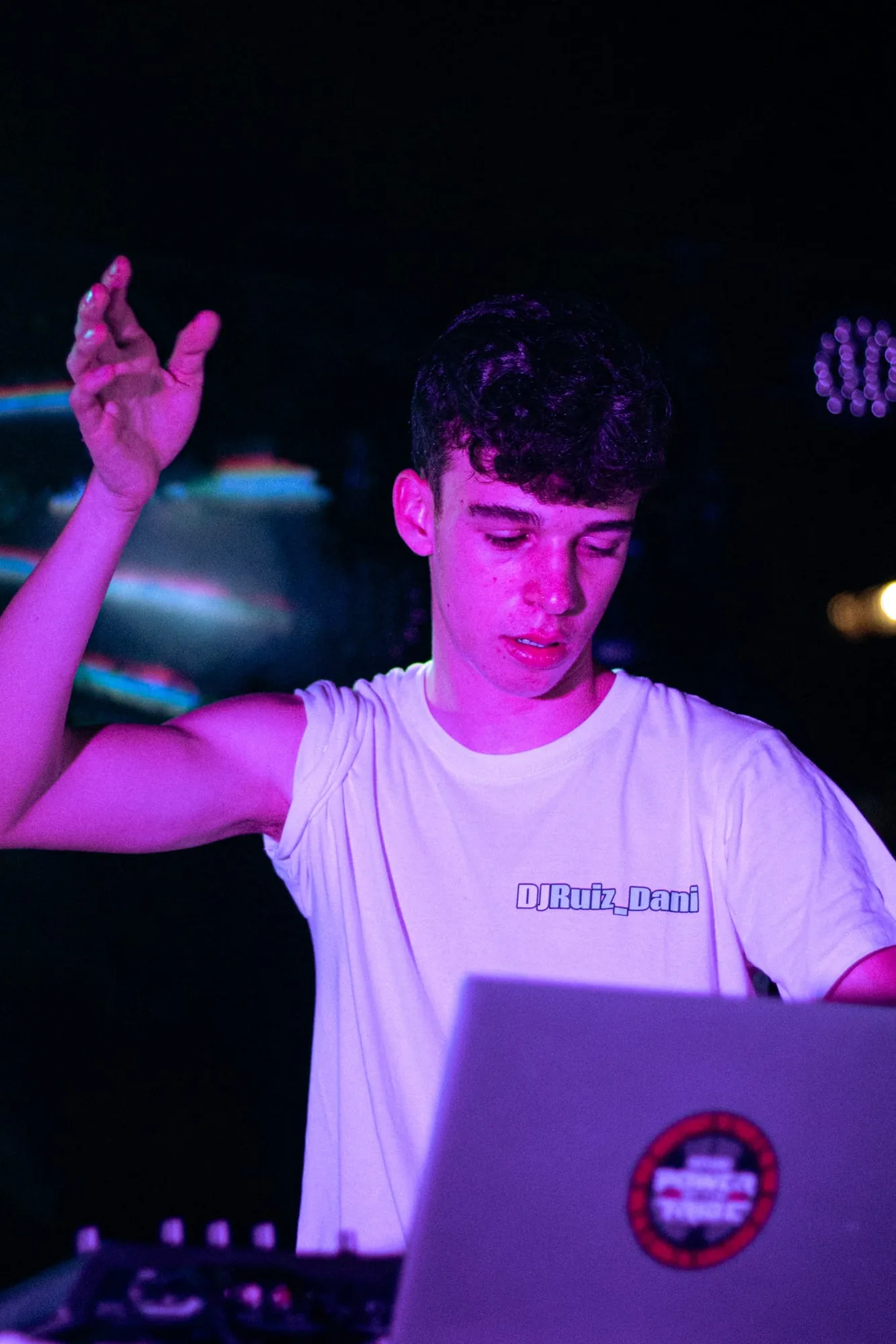DJRUIZZ en un evento en directo