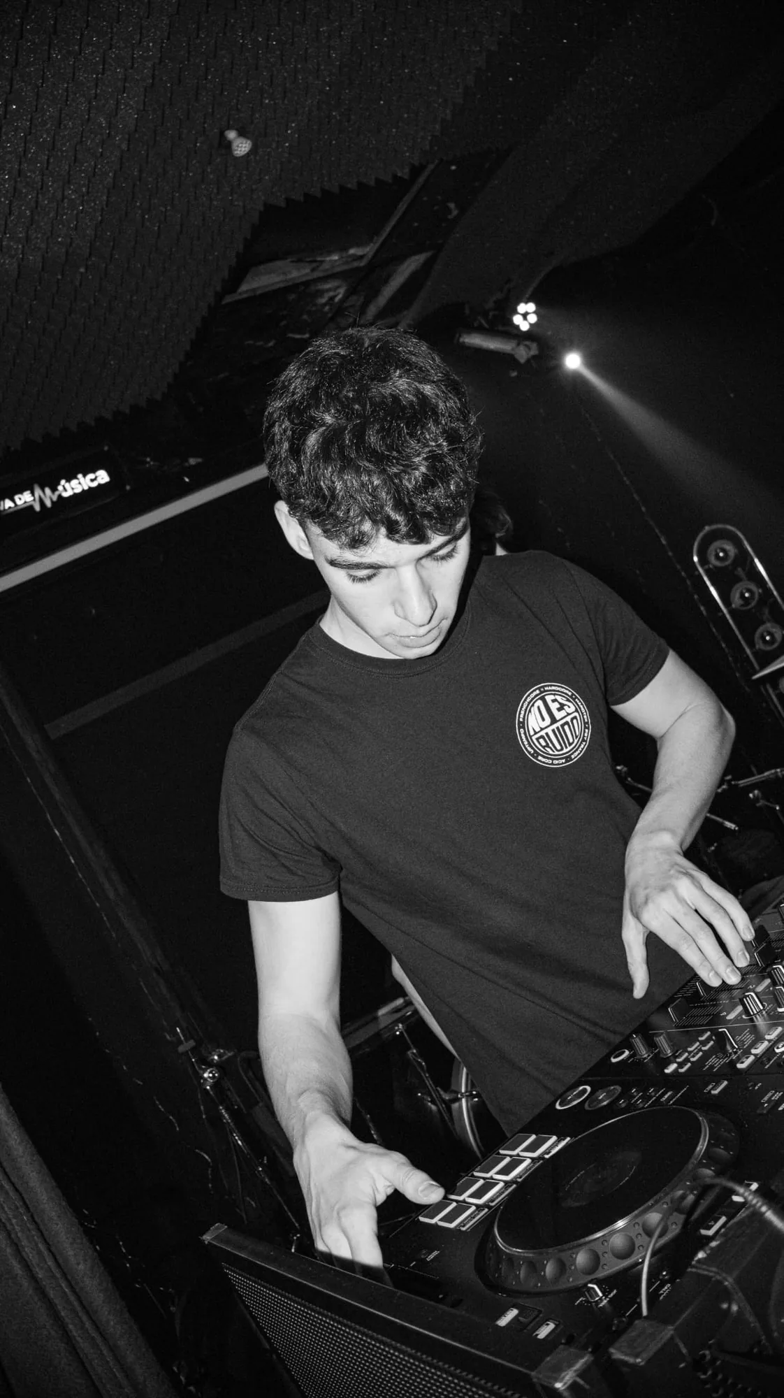 DJRUIZZ en un evento en directo