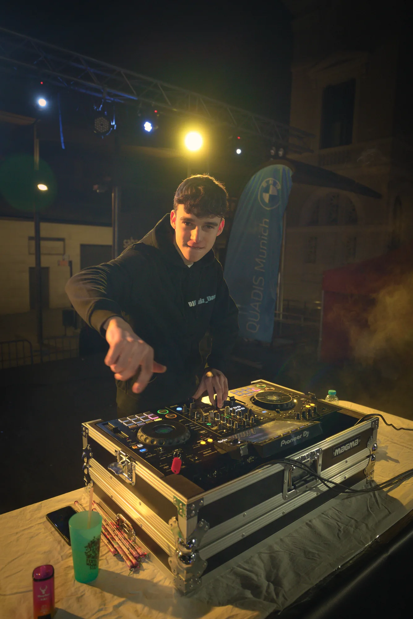 DJRUIZZ en un evento en directo