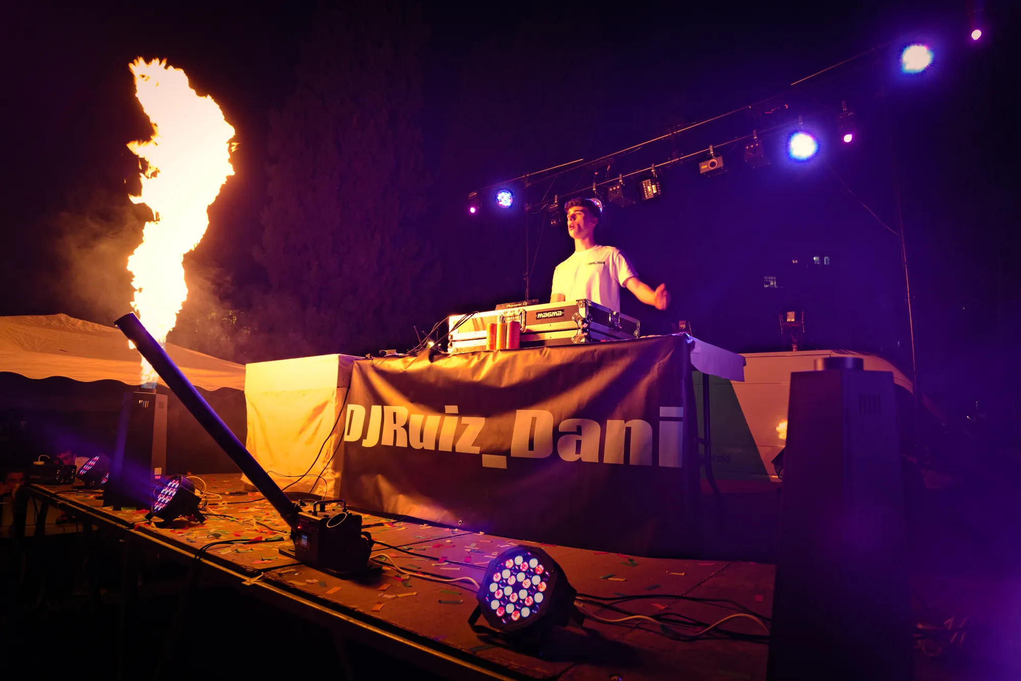 DJRUIZZ en un evento en directo