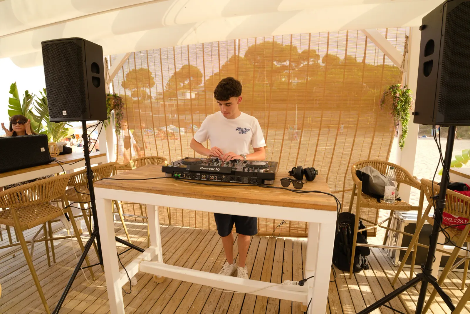 DJRUIZZ en un evento en directo